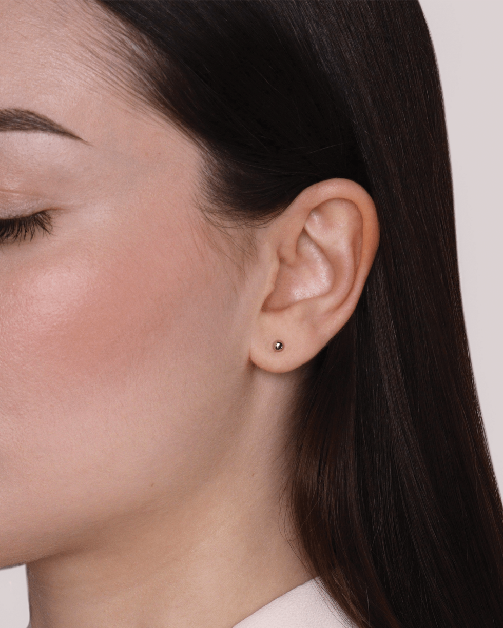 Orecchino singolo a sfera Giulietta