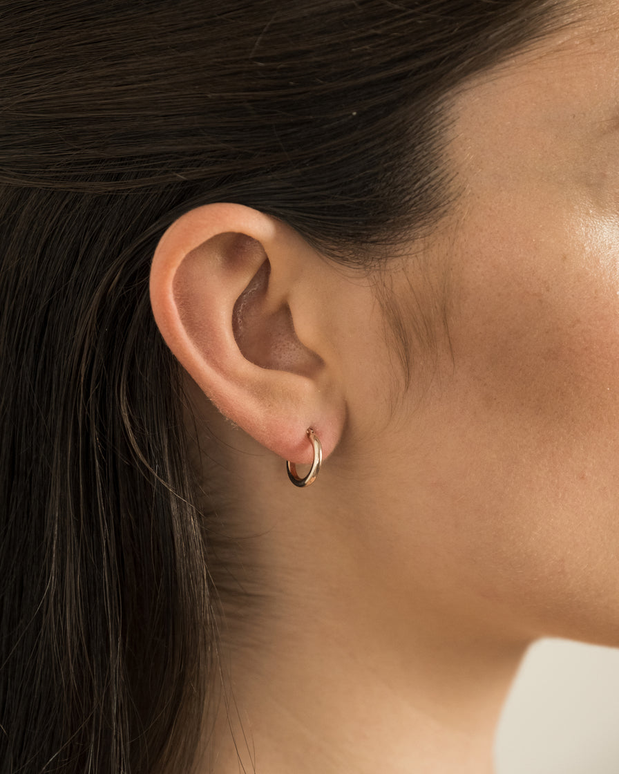 Orecchino anallergico Singolo a cerchio Nina