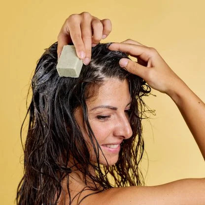Shampoo solido purificante