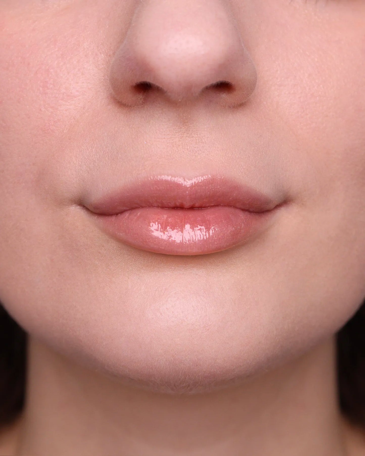 Balmy Gloss 03 – Nourishing lipgloss